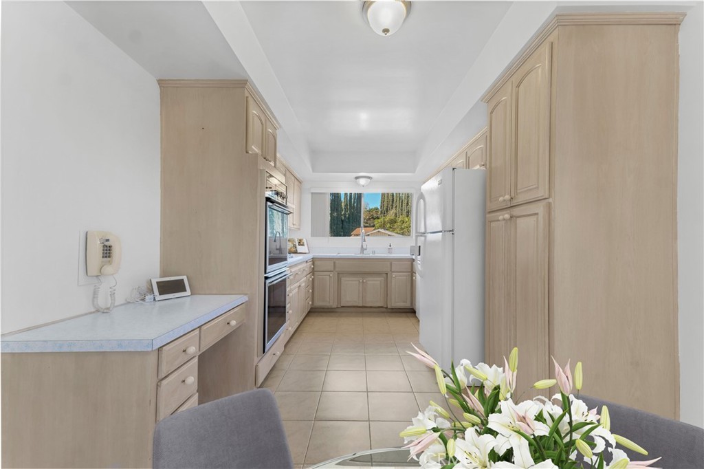 22651 Flamingo Street