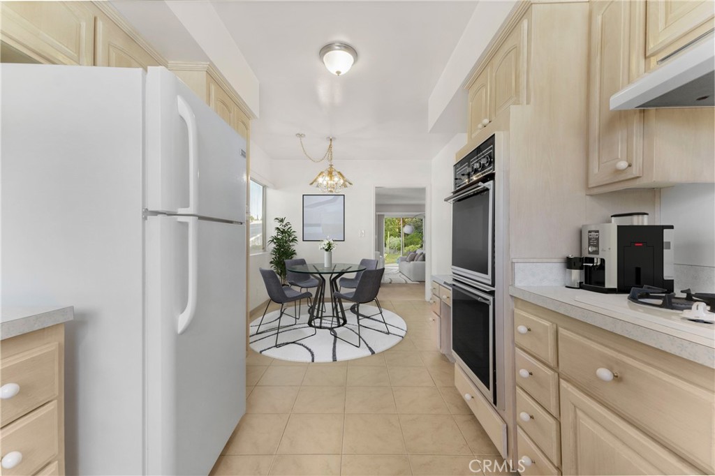 22651 Flamingo Street