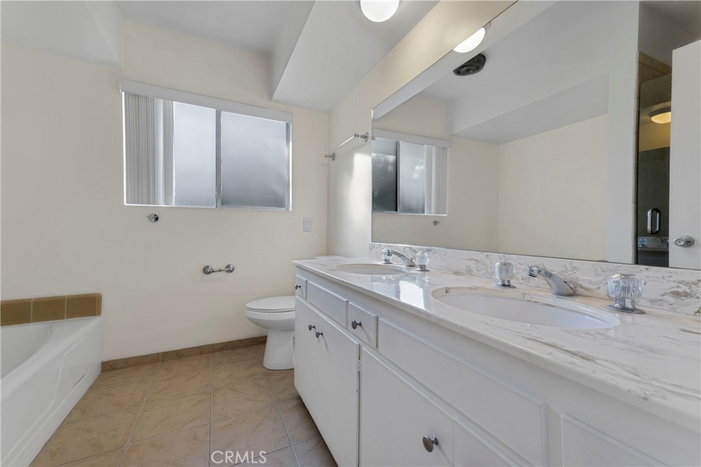 22651 Flamingo Street