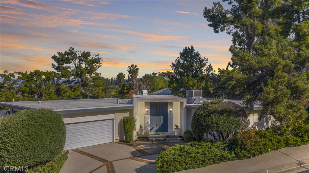 22651 Flamingo Street