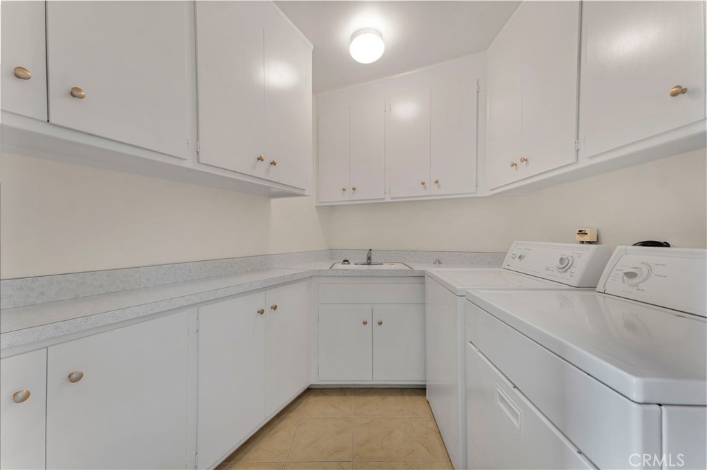 22651 Flamingo Street