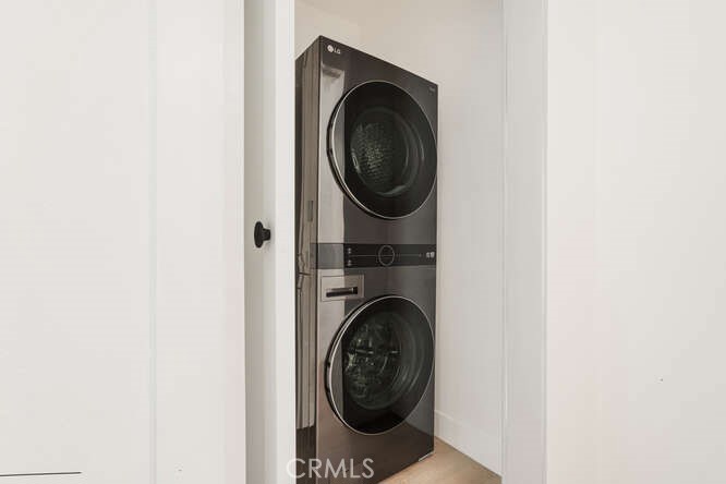 22300 Avenue San Luis