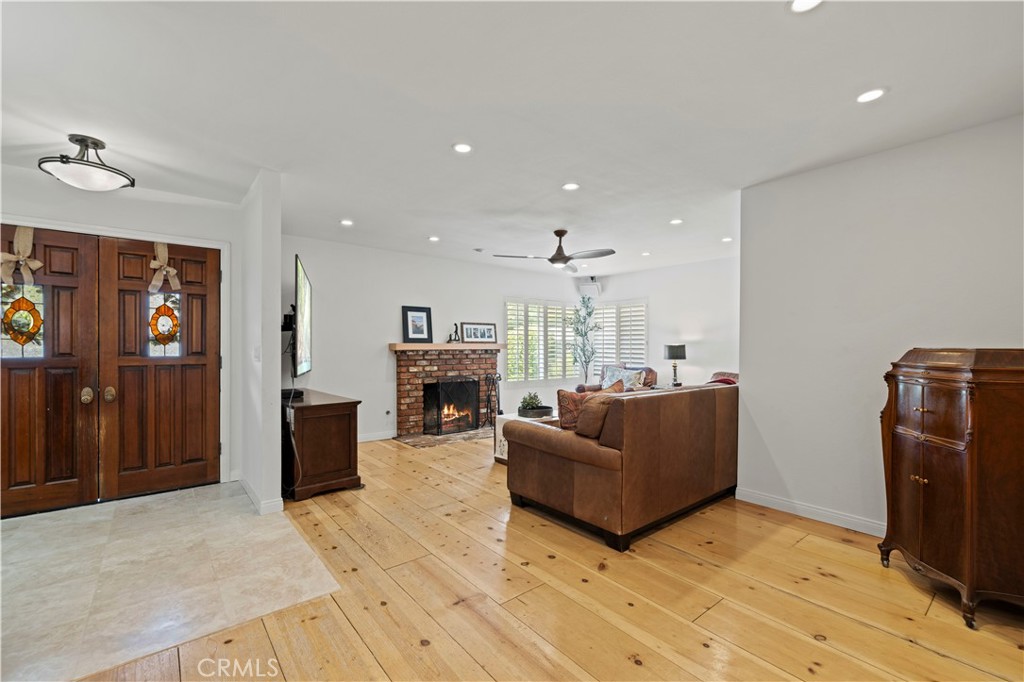 27912 Honeycomb Drive