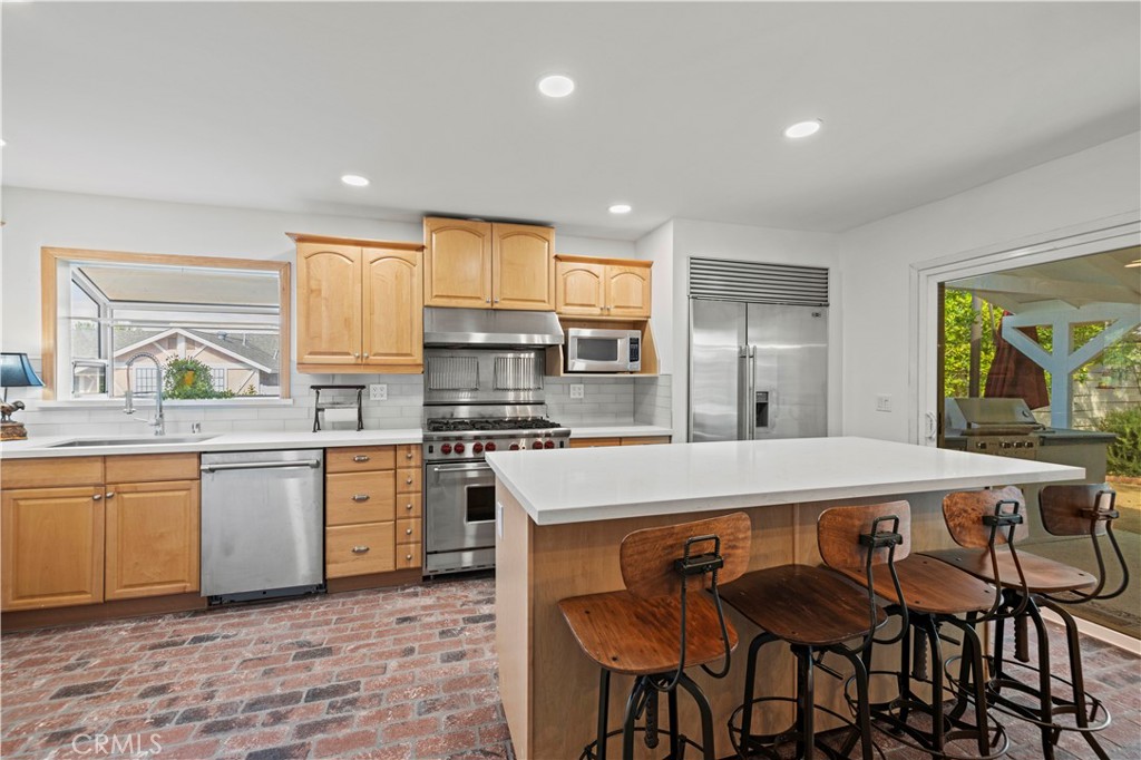 27912 Honeycomb Drive