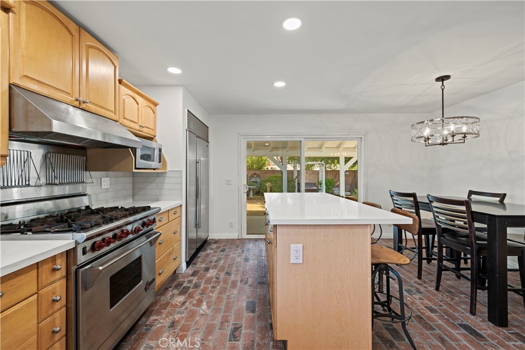 27912 Honeycomb Drive