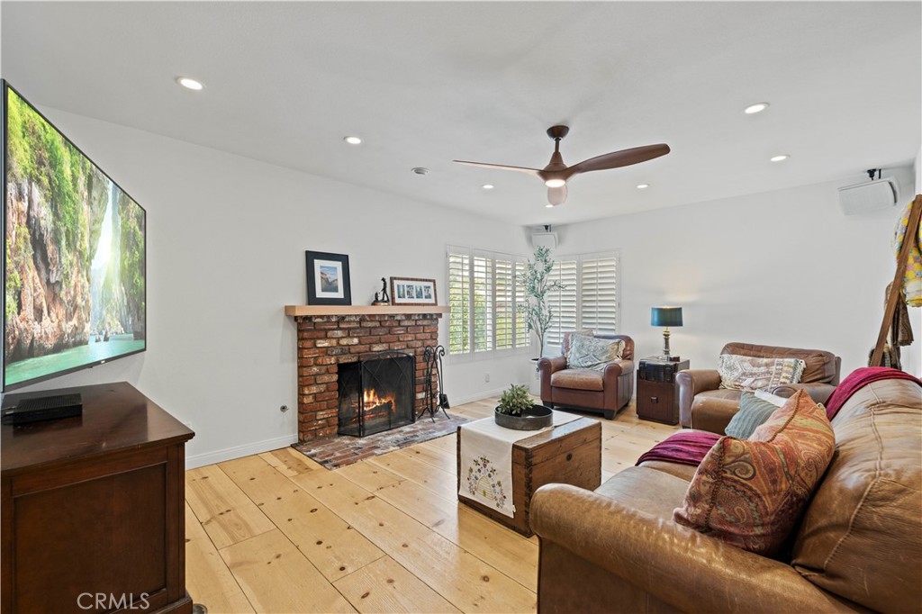 27912 Honeycomb Drive