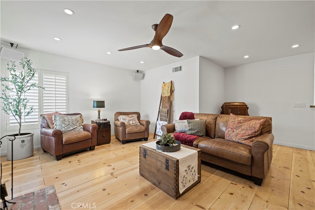 27912 Honeycomb Drive