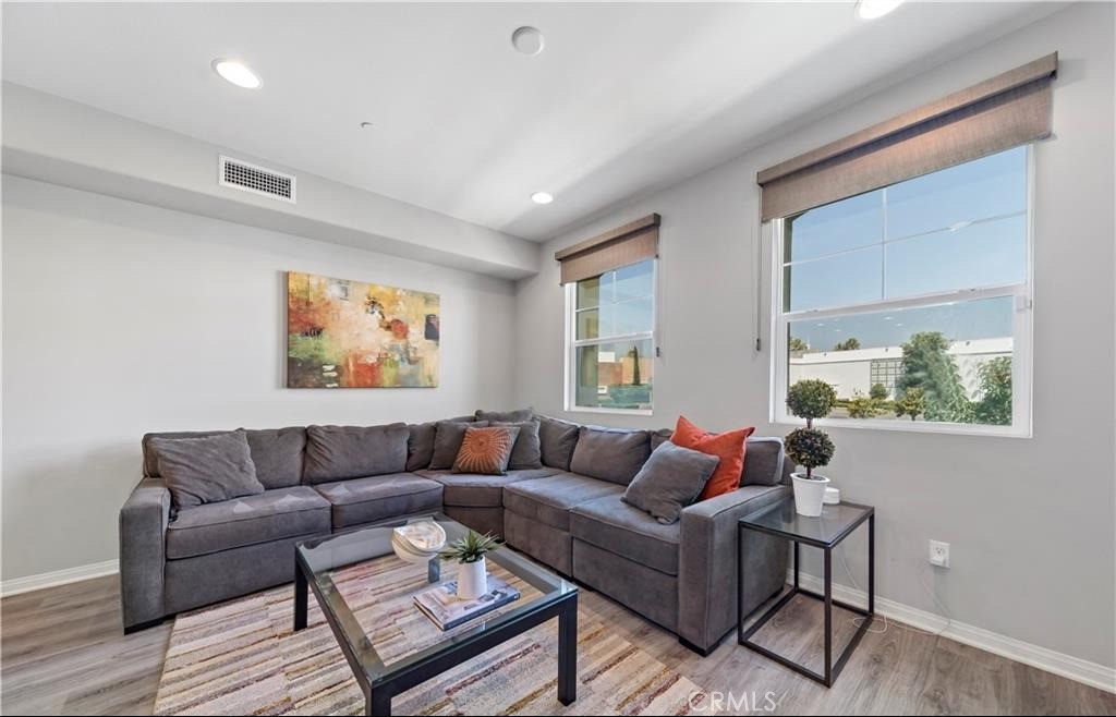 347 N Fenimore Avenue