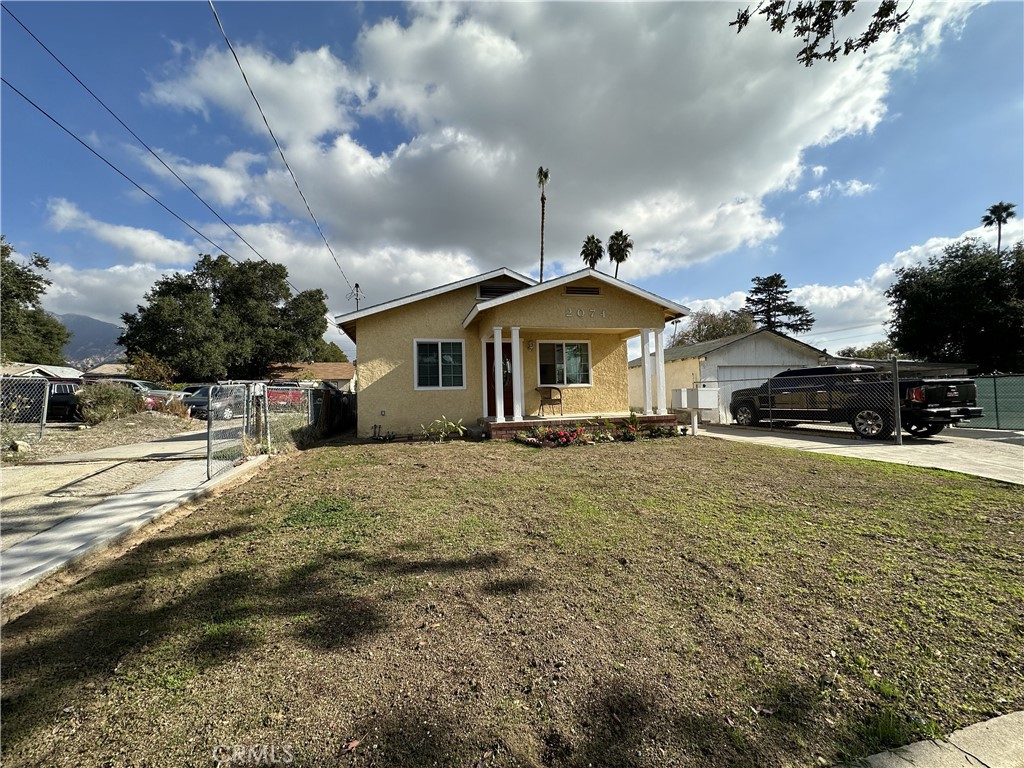 2074 Casitas Avenue