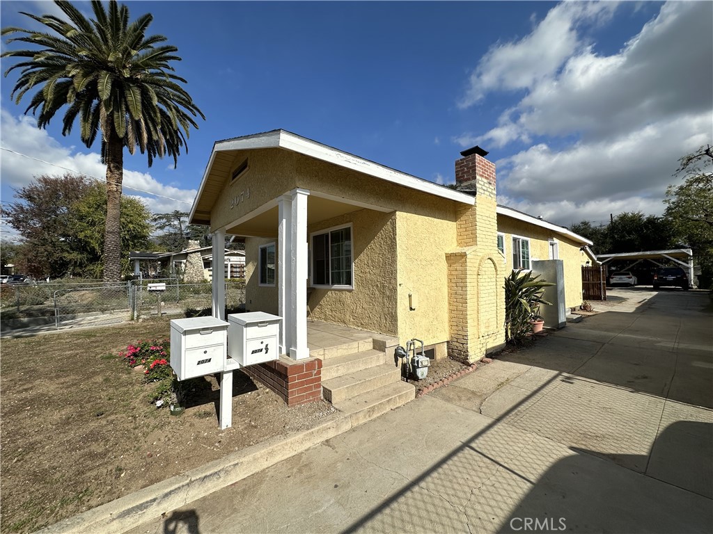 2074 Casitas Avenue