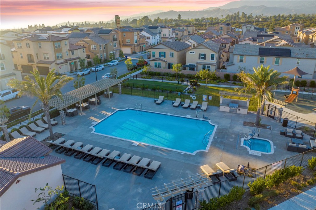 1588 Redwoods Drive Place