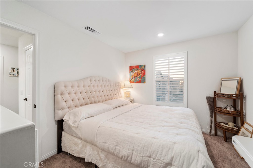 1588 Redwoods Drive Place