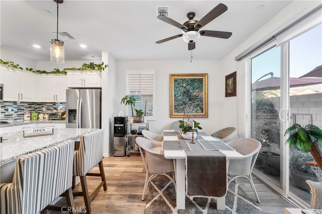 1588 Redwoods Drive Place