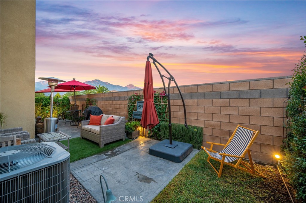 1588 Redwoods Drive Place