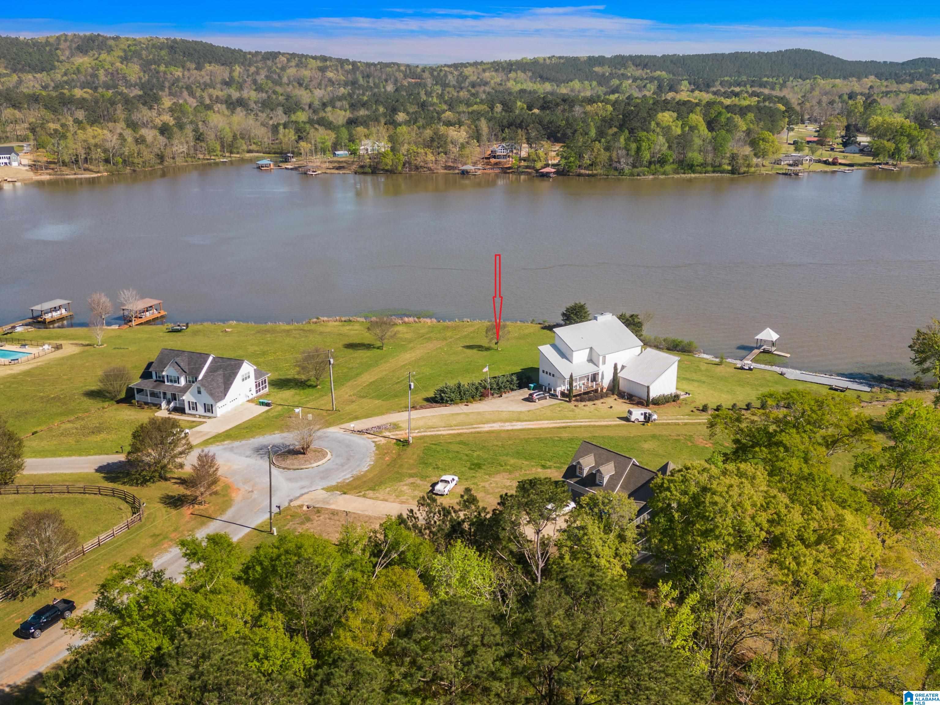 657 COVE ROAD 16