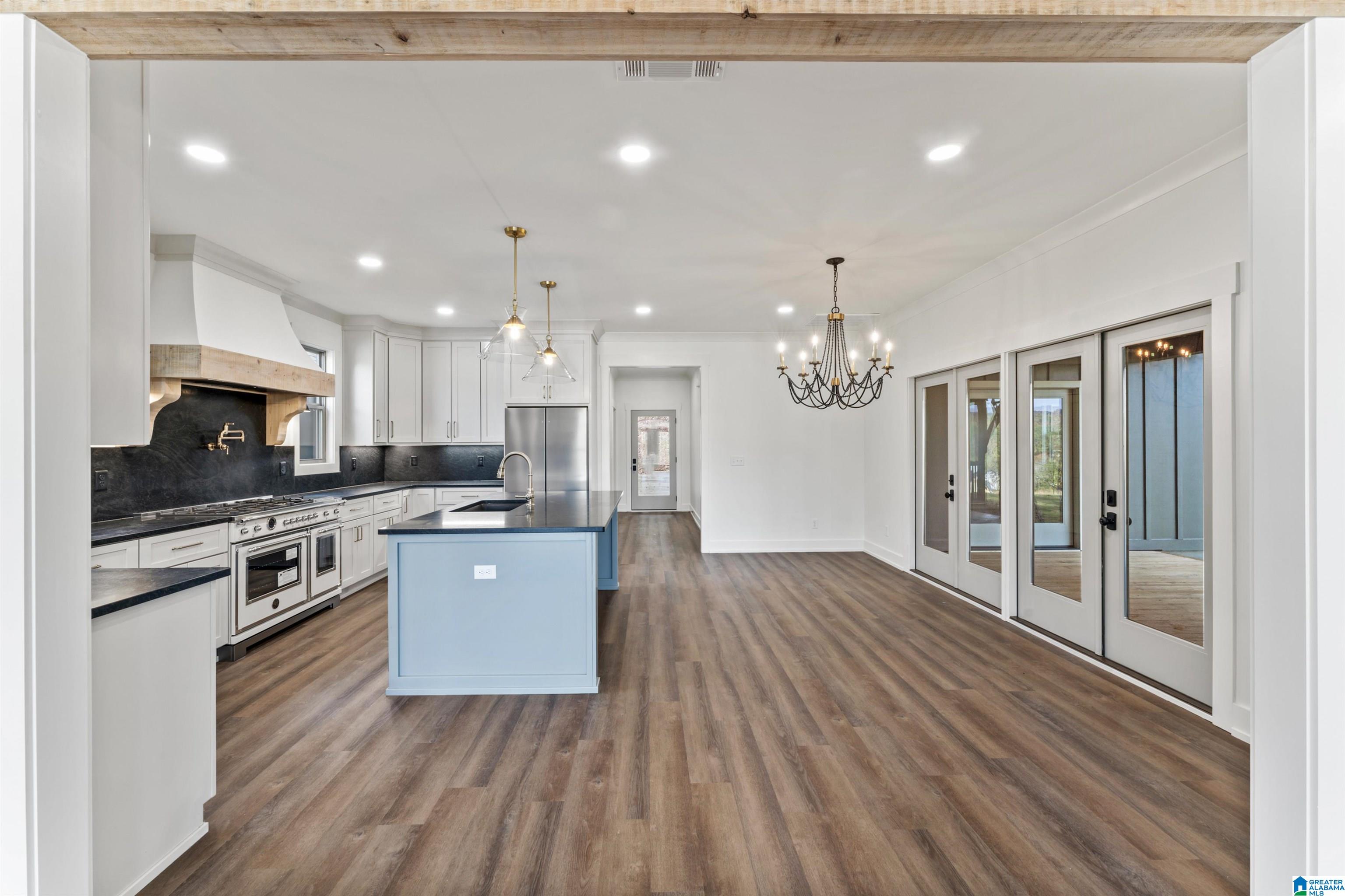 375 JACOBS LOOP