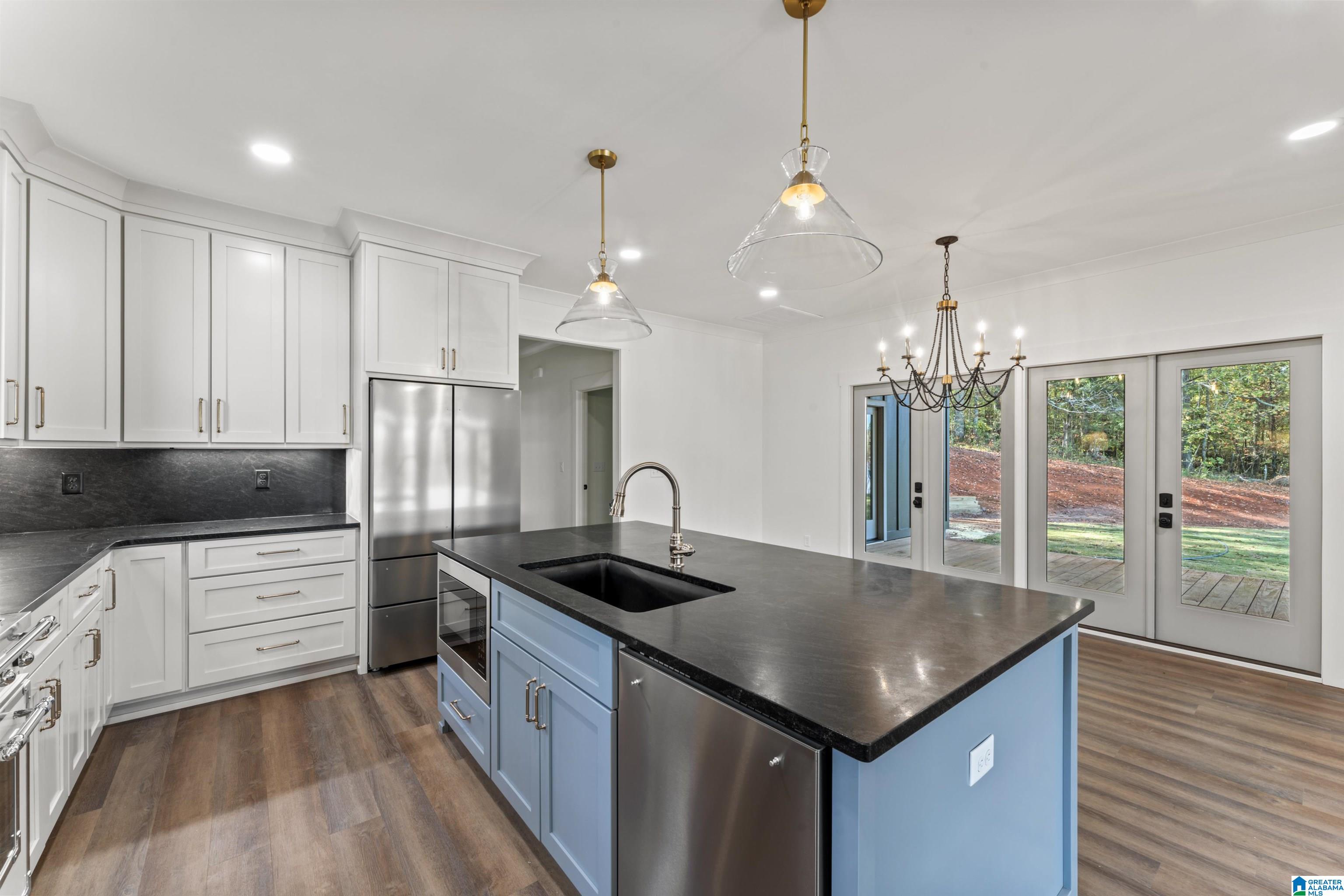 375 JACOBS LOOP