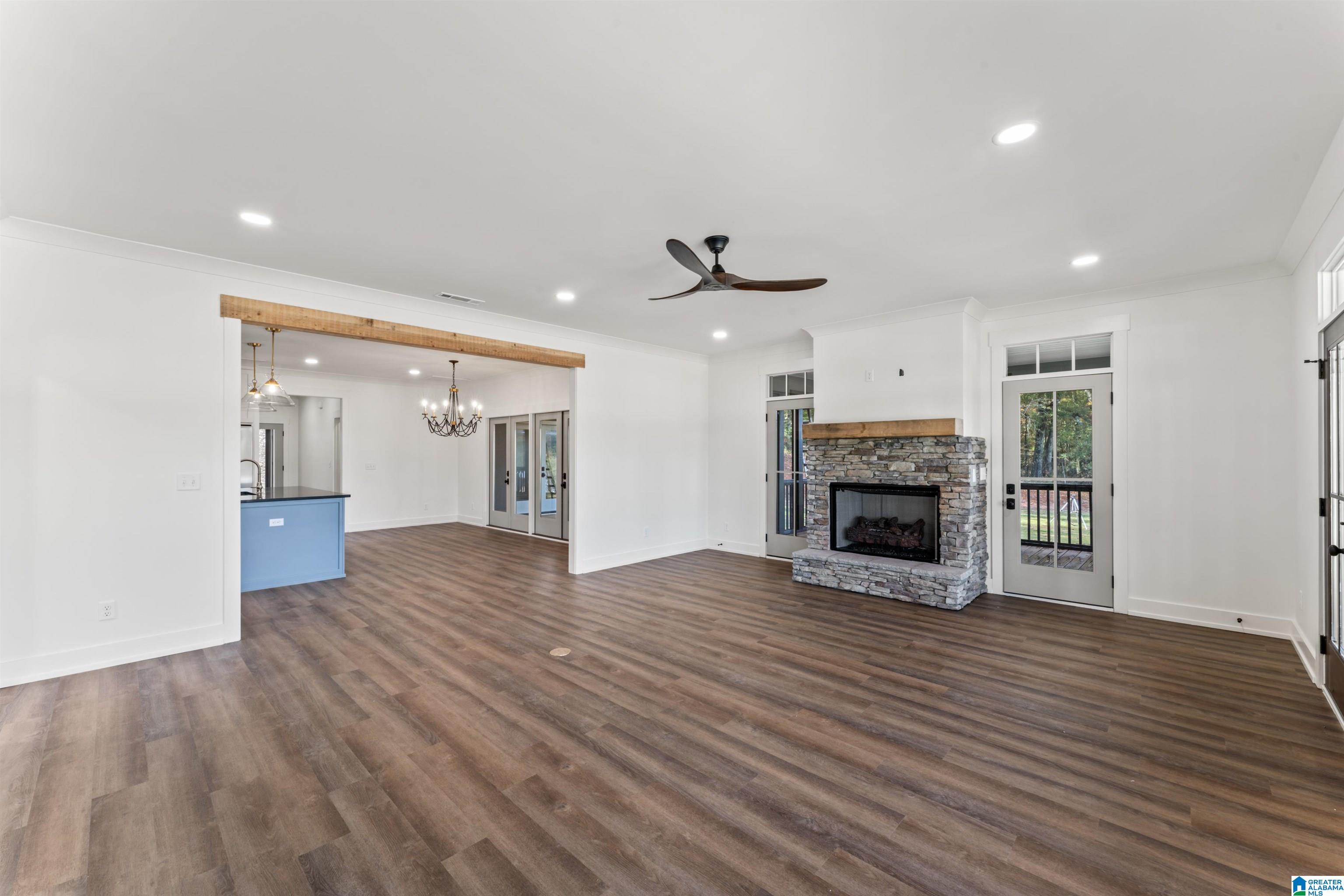 375 JACOBS LOOP