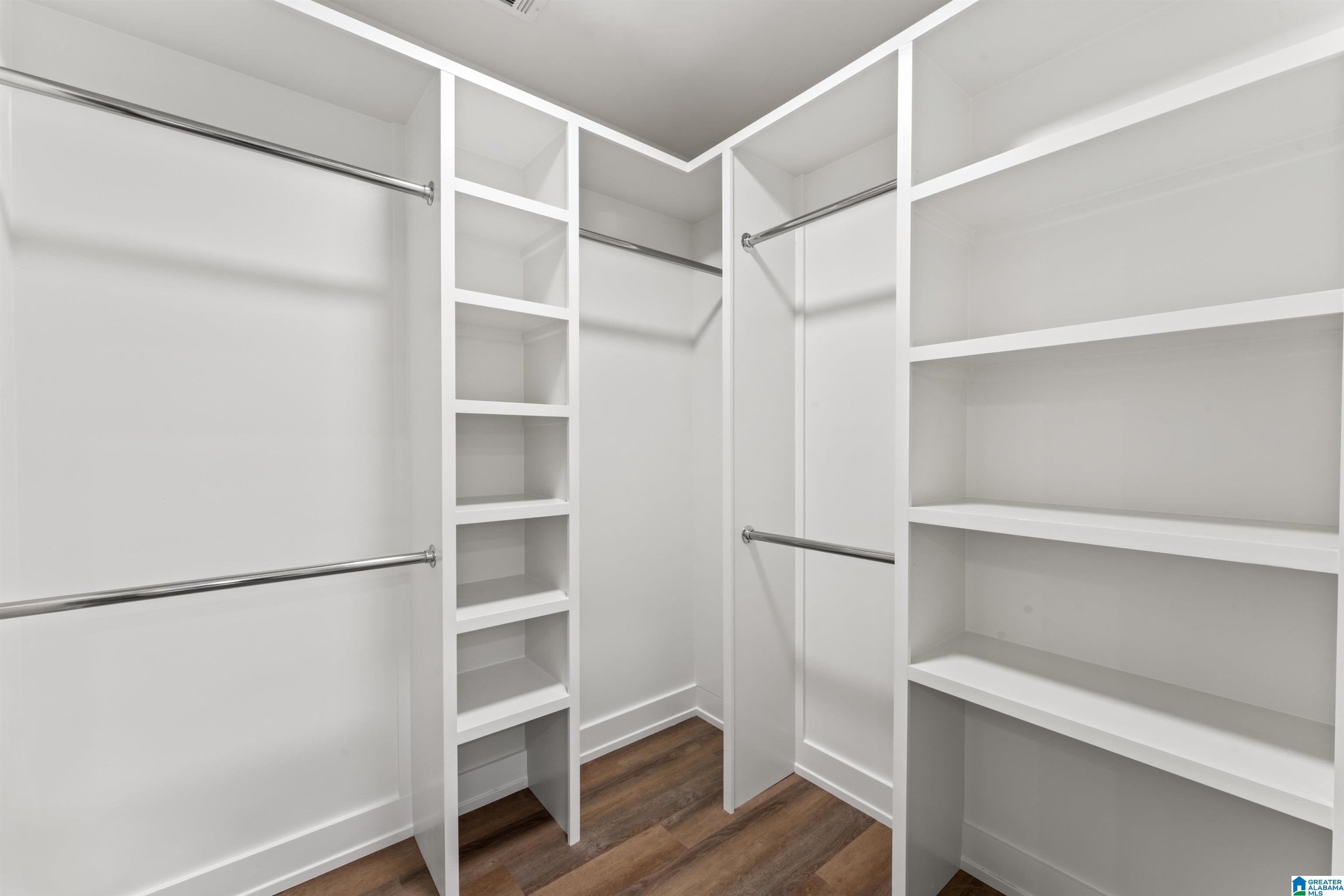 375 JACOBS LOOP