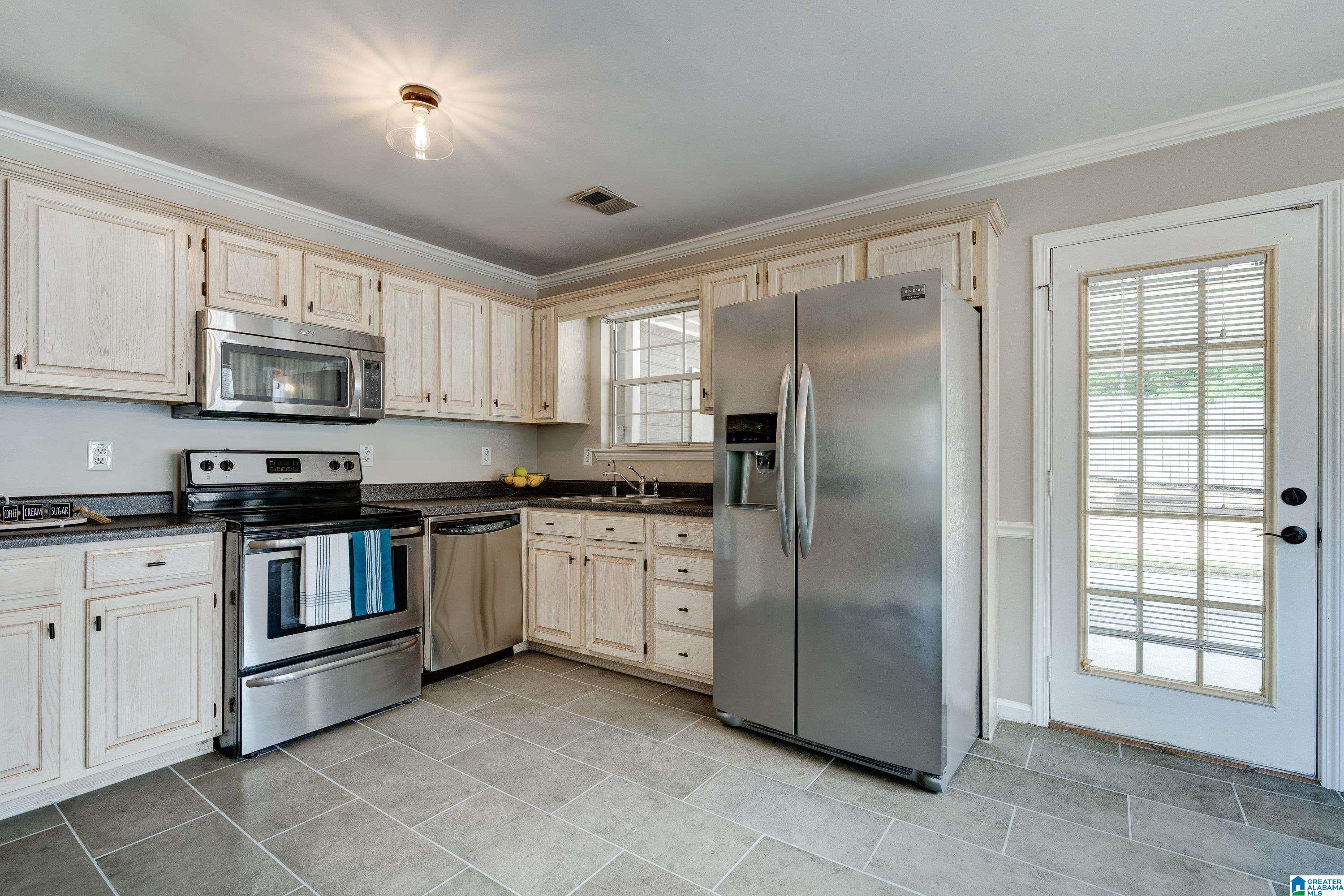 174 BROOKHOLLOW DRIVE