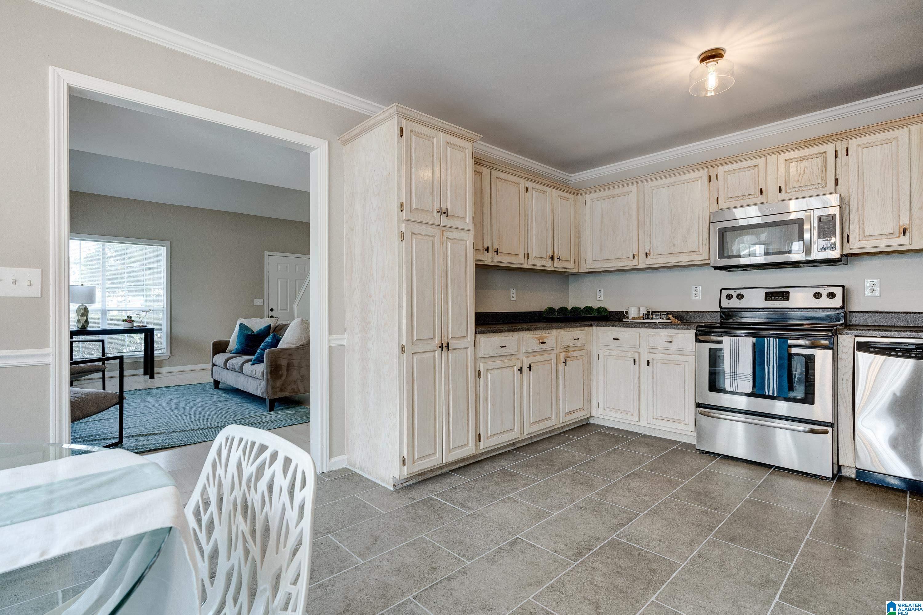 174 BROOKHOLLOW DRIVE