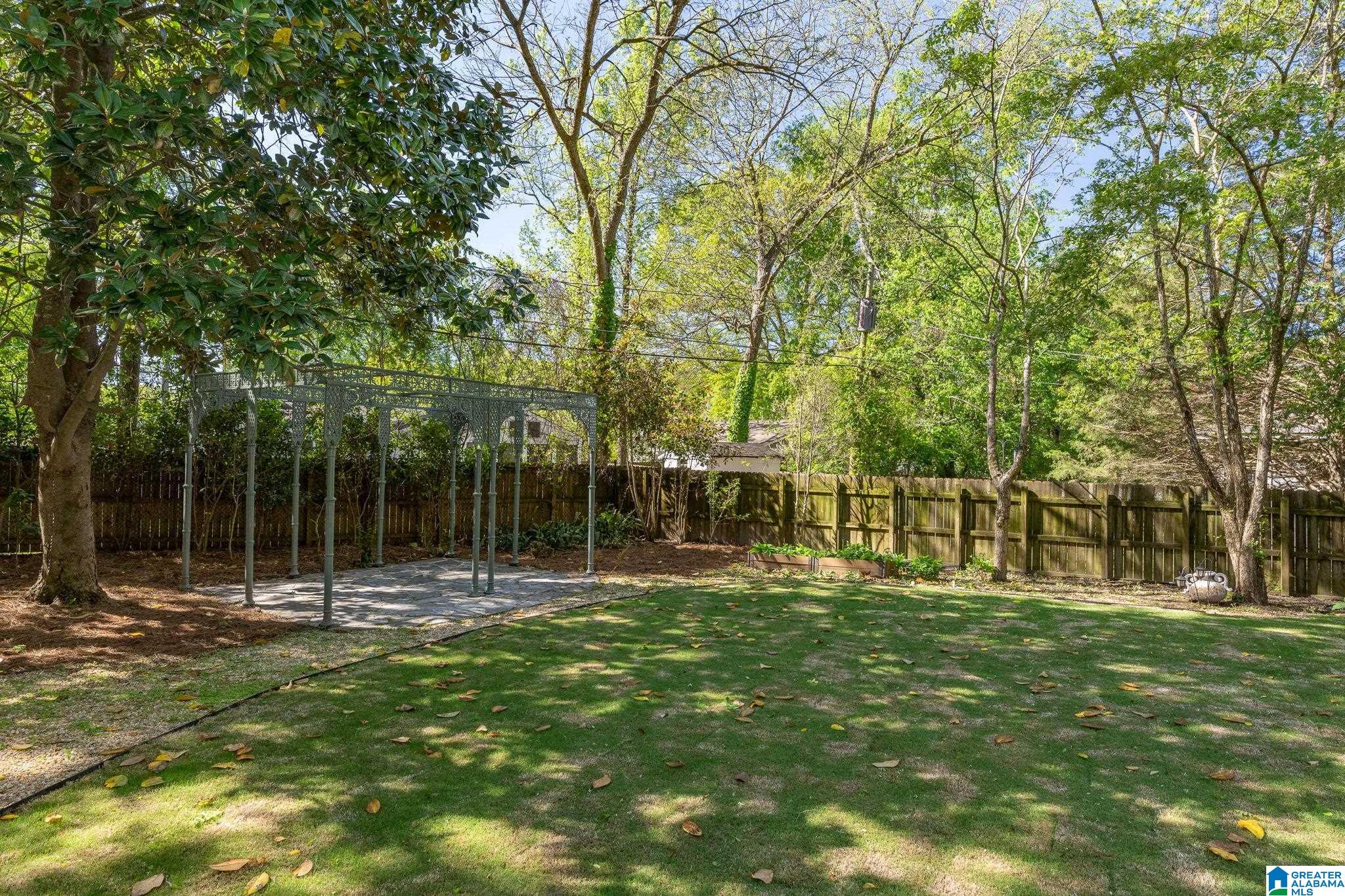 409 WHITTIER DRIVE