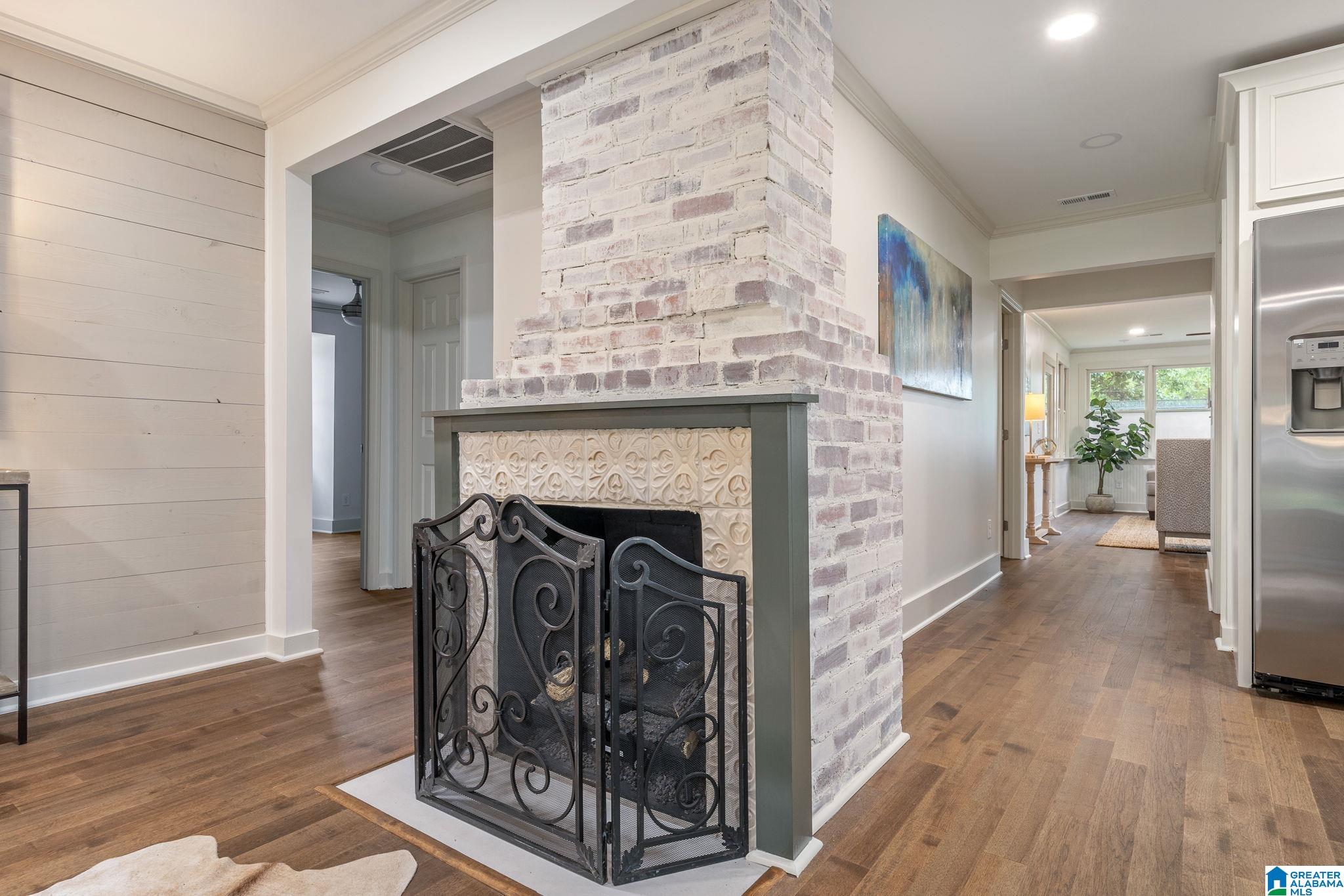409 WHITTIER DRIVE