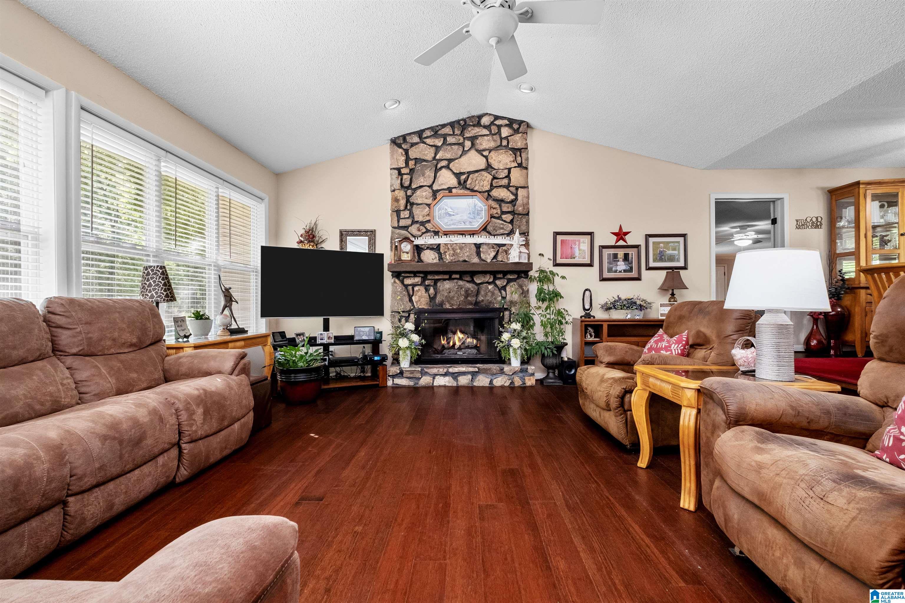 2614 CHANDAFERN DRIVE