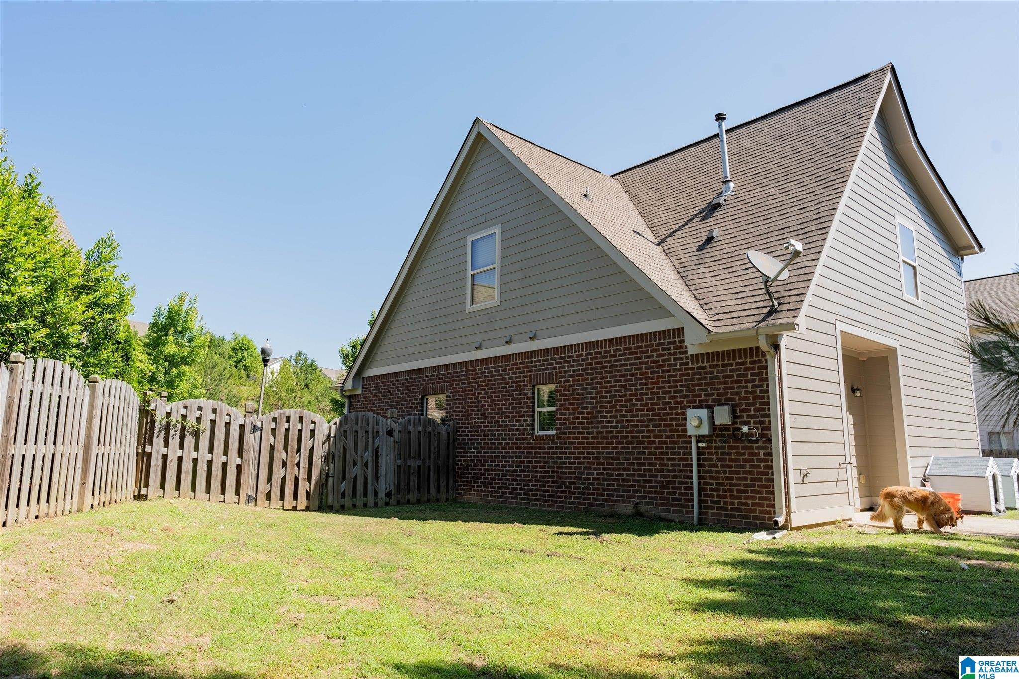 483 LAKE WAY