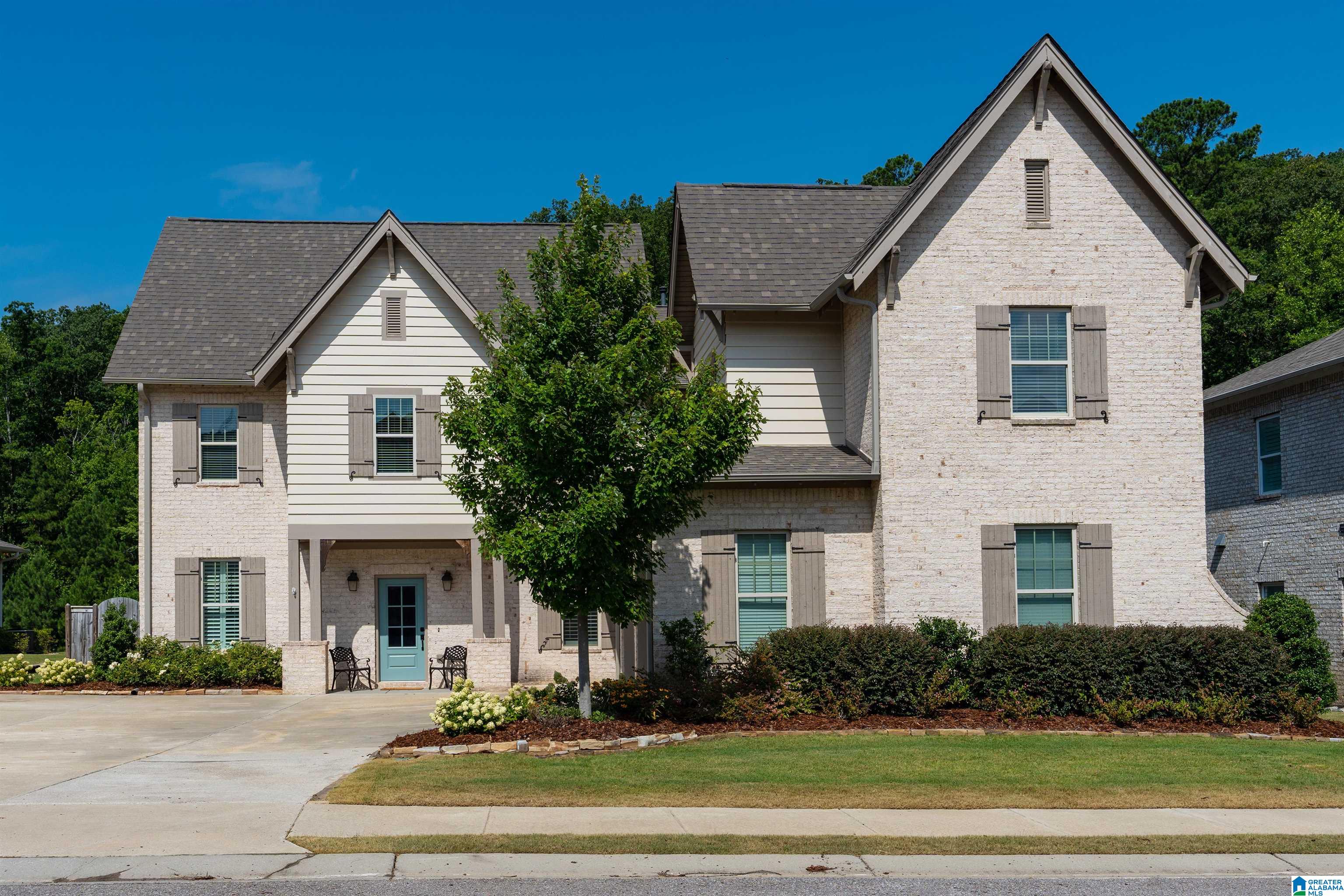 565 GRIFFIN LAKE TRACE