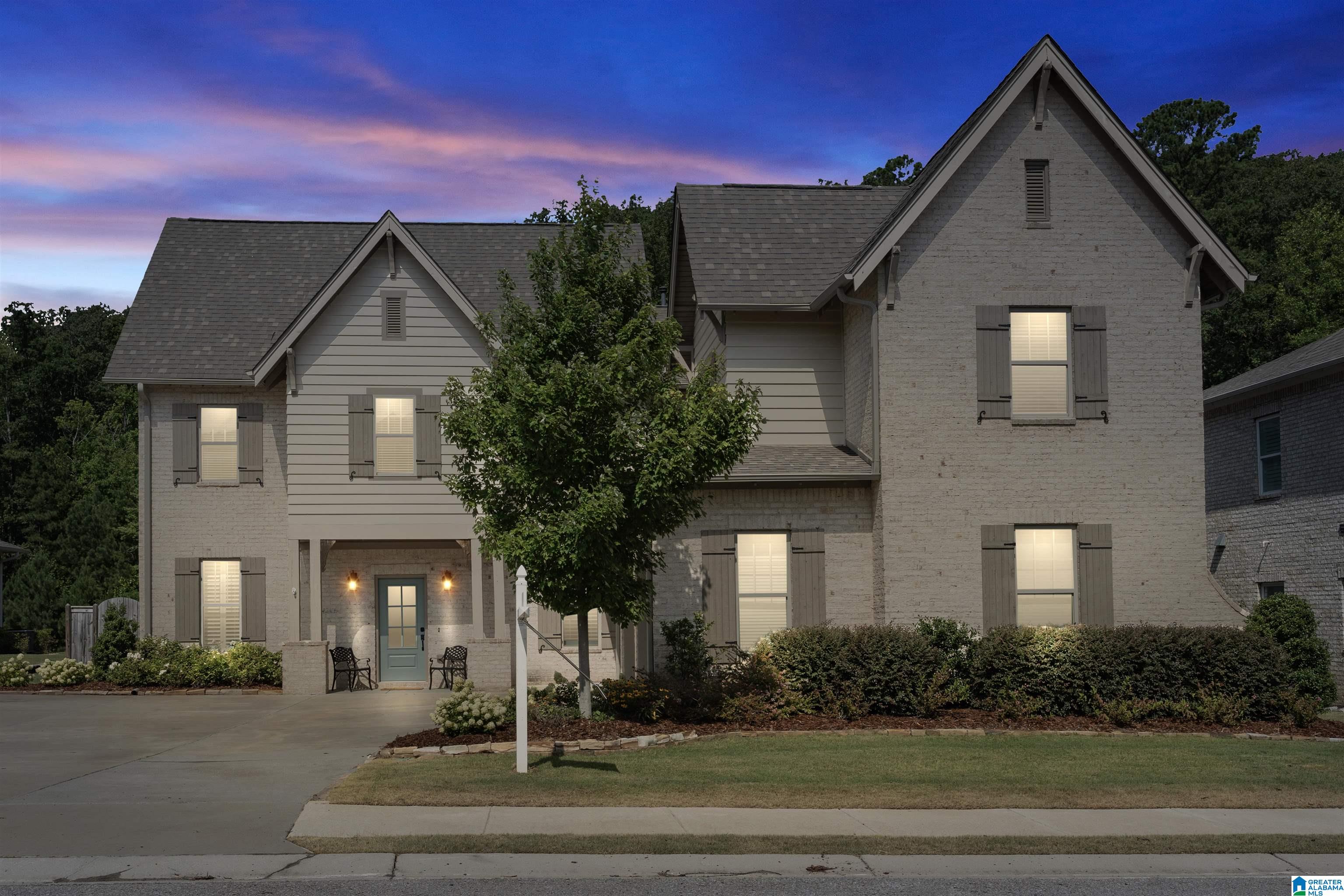 565 GRIFFIN LAKE TRACE