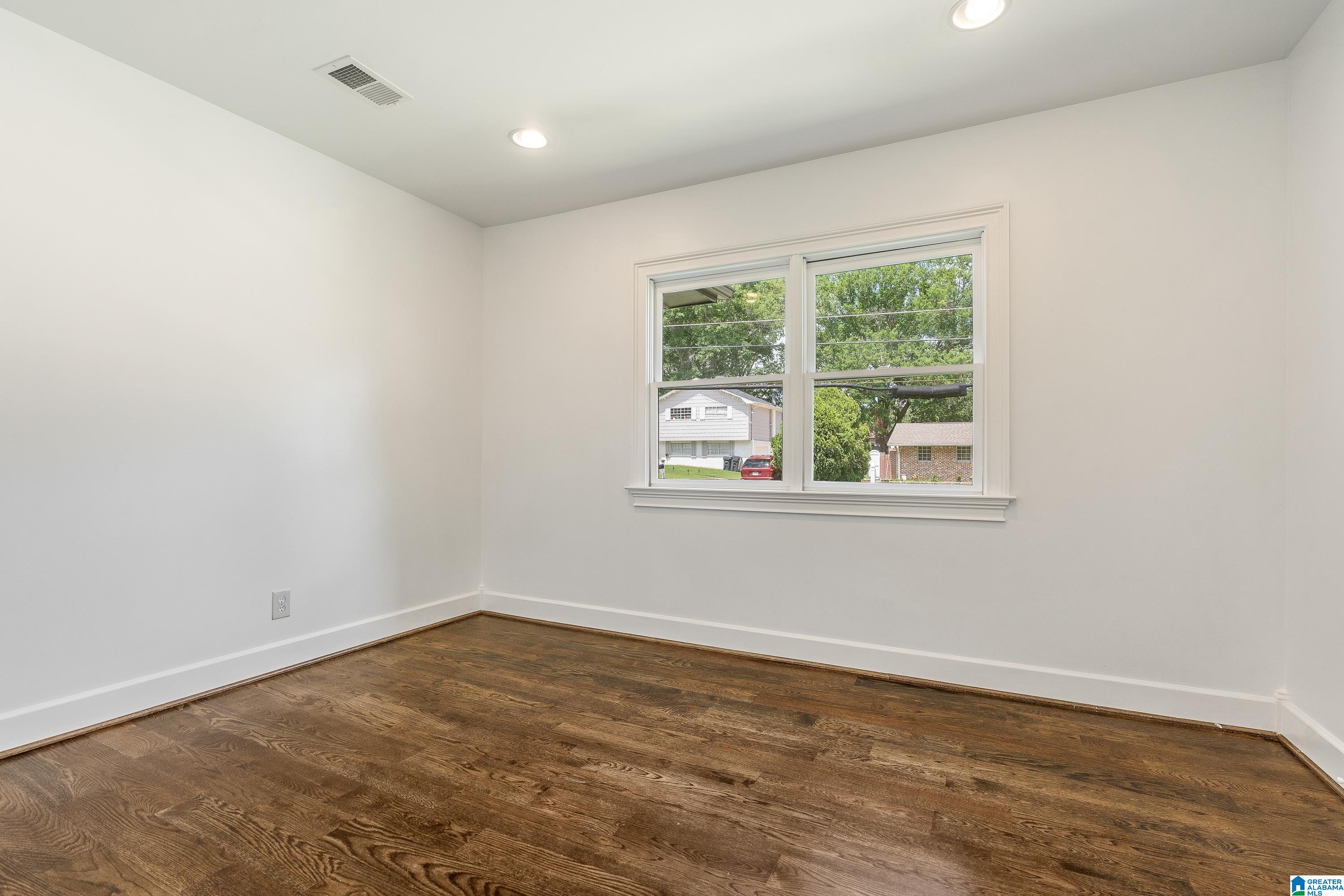 724 CROSSCREEK TRAIL