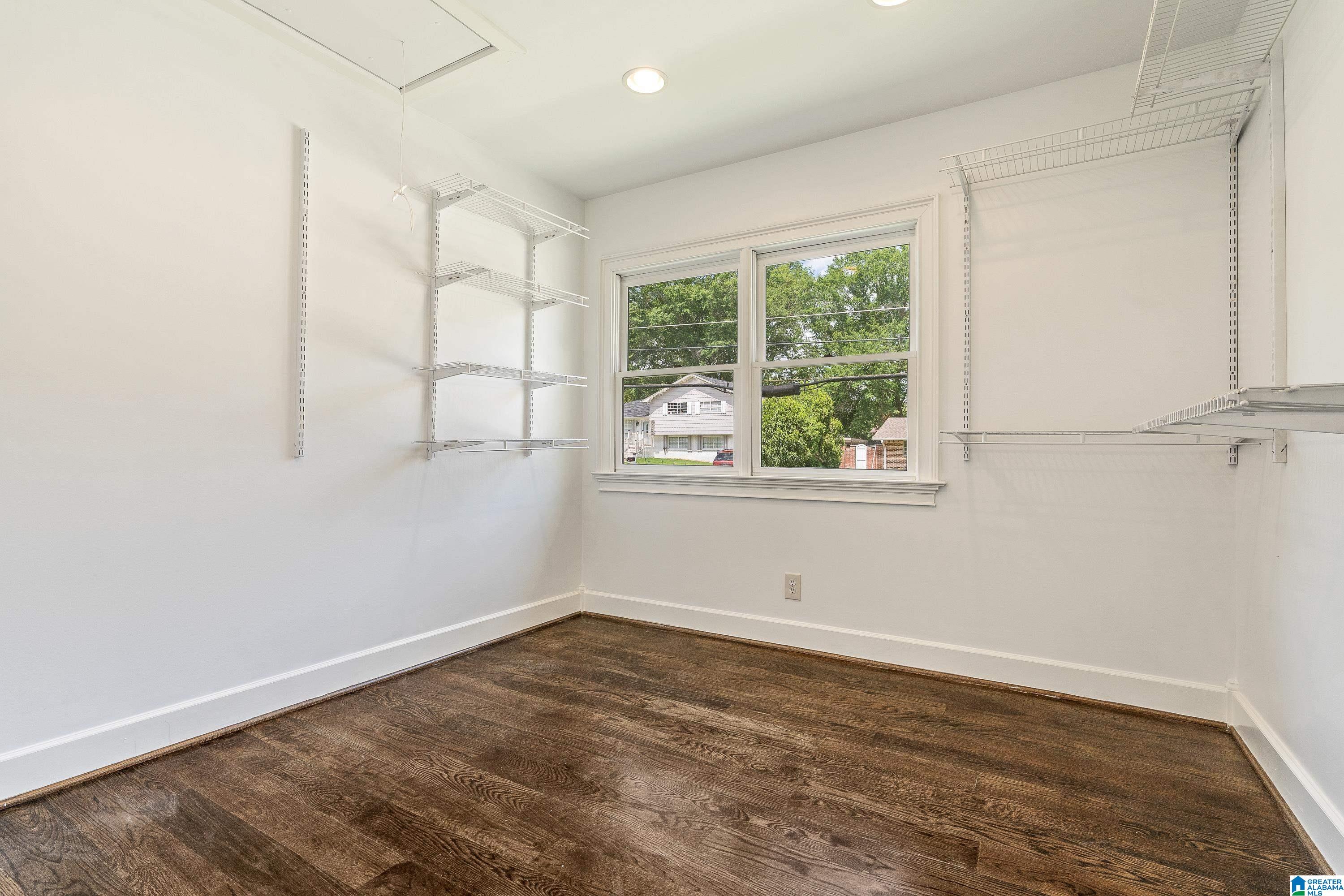 724 CROSSCREEK TRAIL