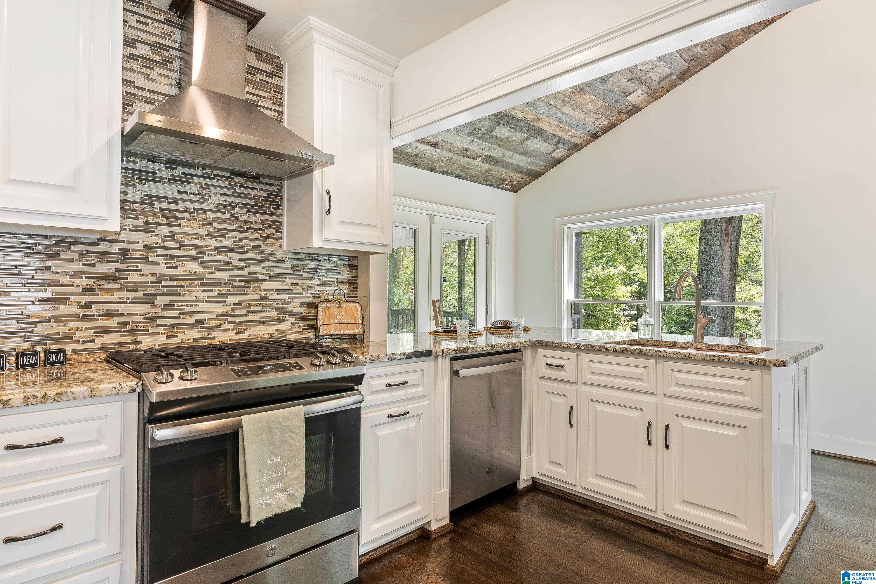 724 CROSSCREEK TRAIL