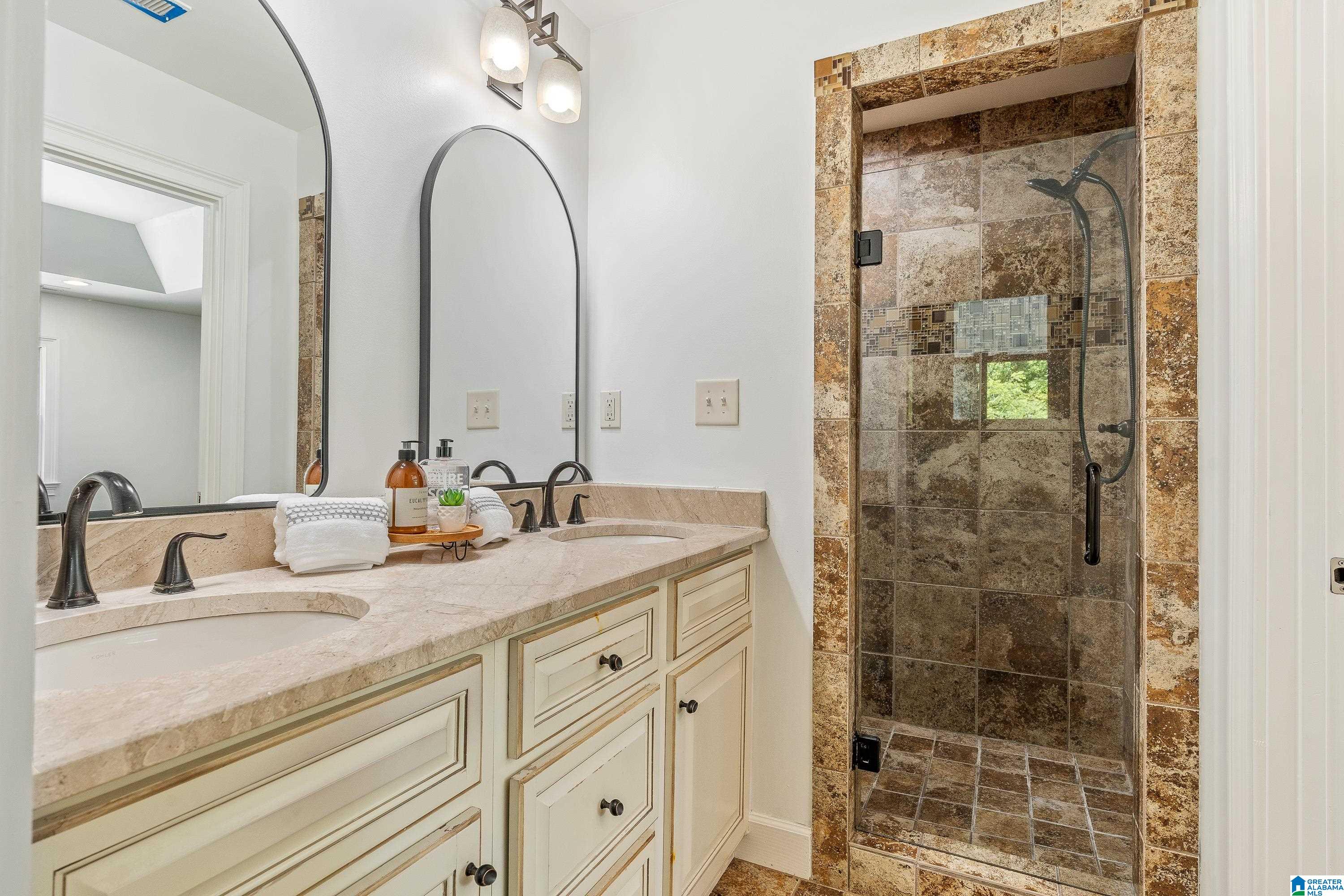 724 CROSSCREEK TRAIL