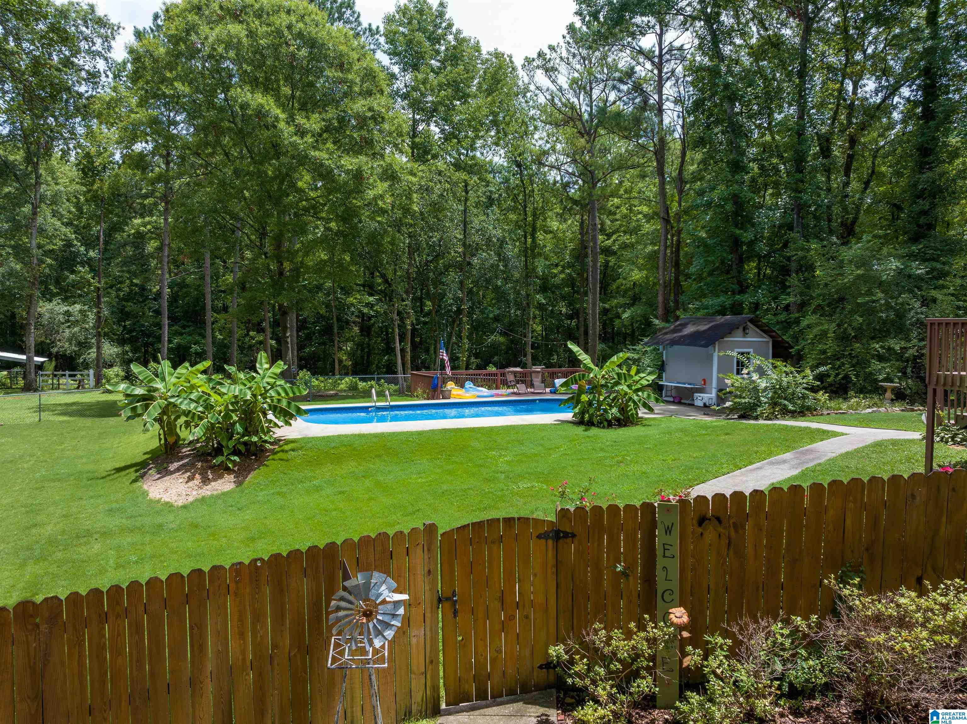 101 LAKEWOOD DRIVE