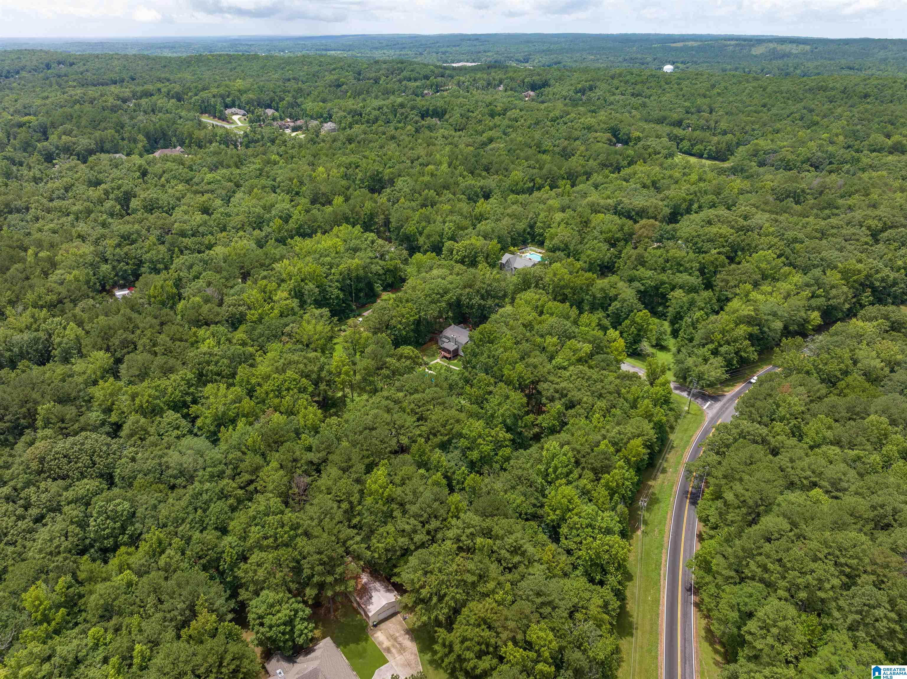 101 LAKEWOOD DRIVE