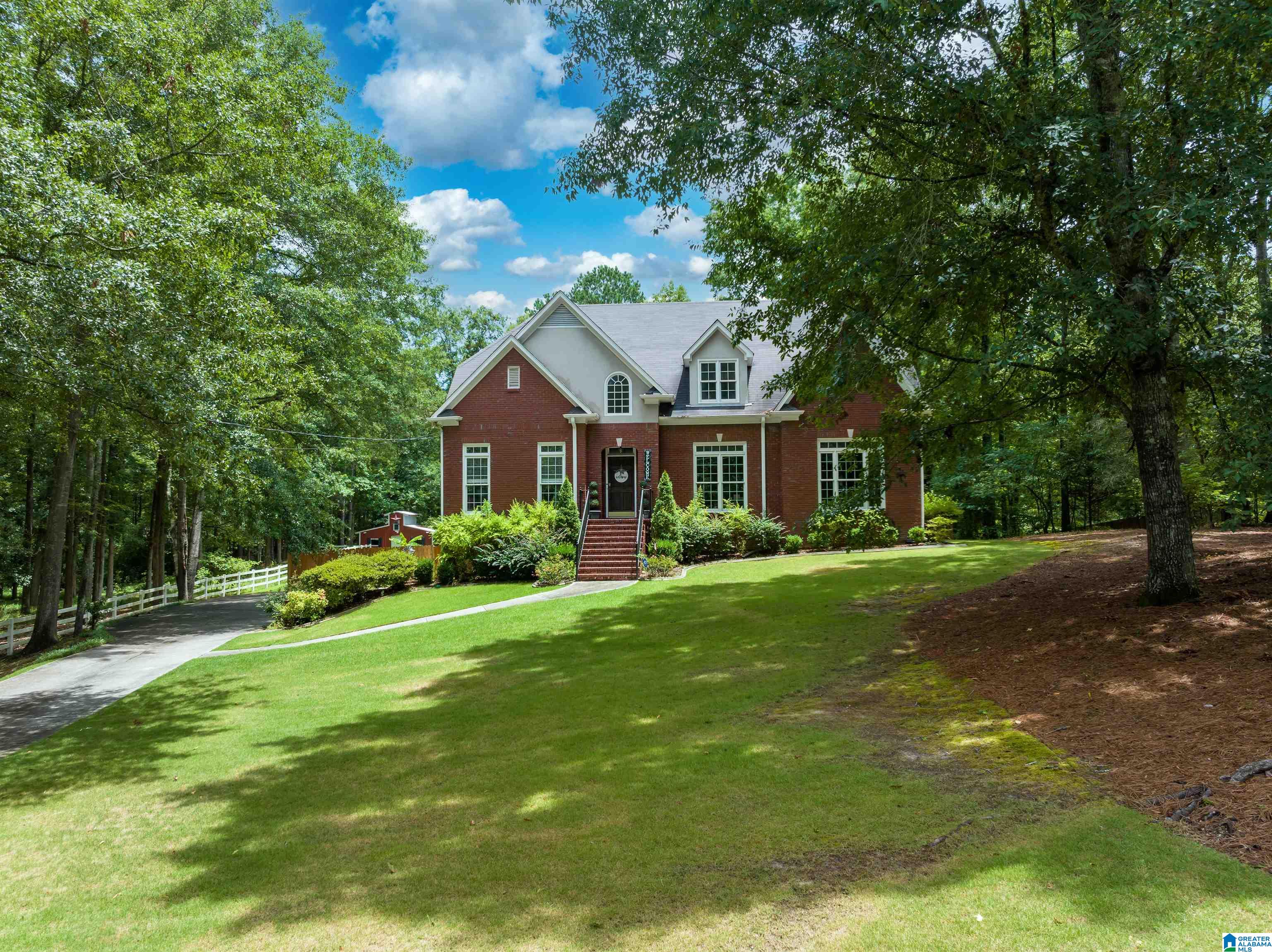 101 LAKEWOOD DRIVE