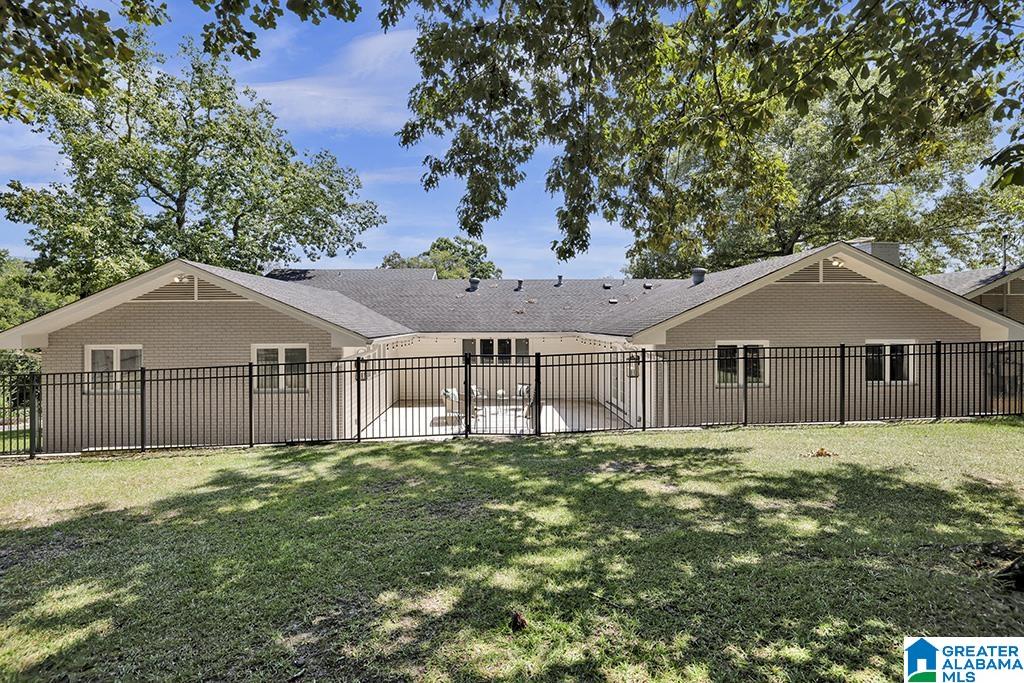 2601 CREEKVIEW DRIVE