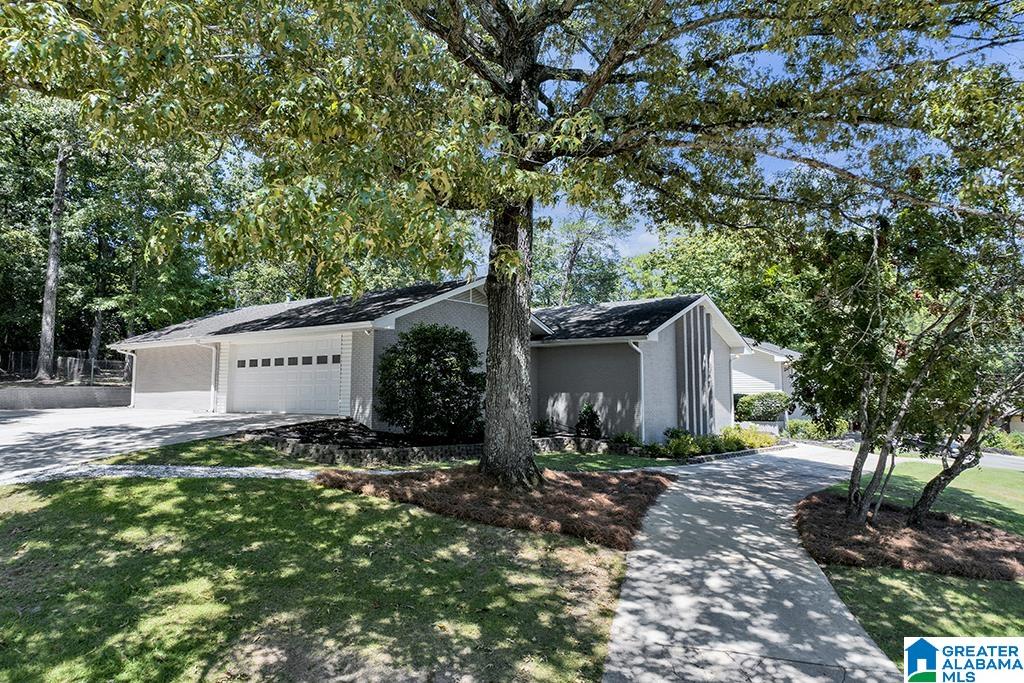 2601 CREEKVIEW DRIVE