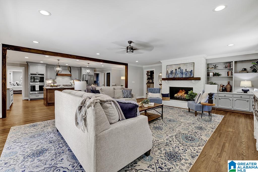2601 CREEKVIEW DRIVE