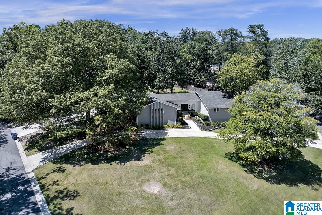 2601 CREEKVIEW DRIVE