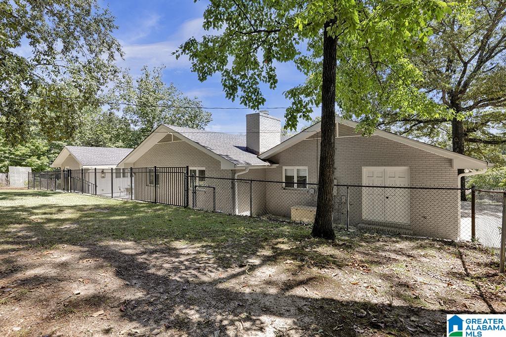 2601 CREEKVIEW DRIVE