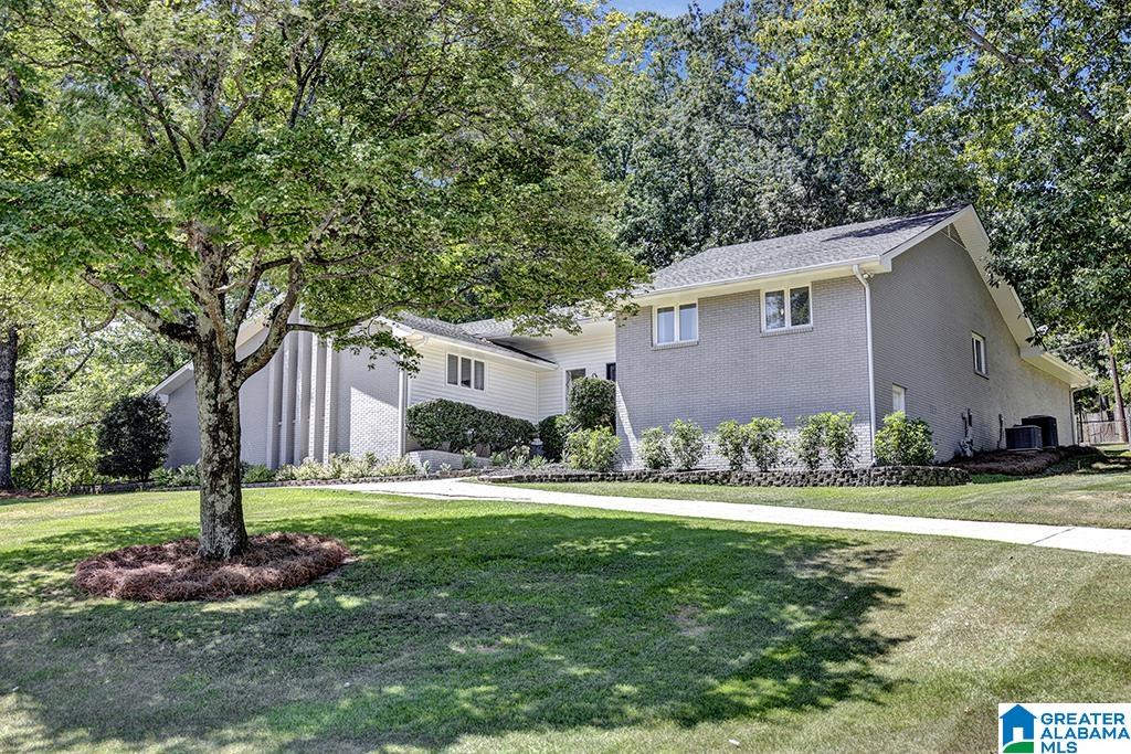 2601 CREEKVIEW DRIVE