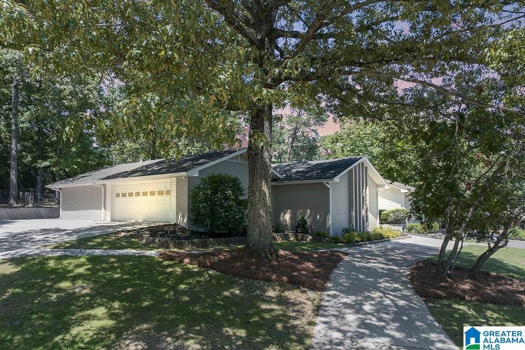 2601 CREEKVIEW DRIVE