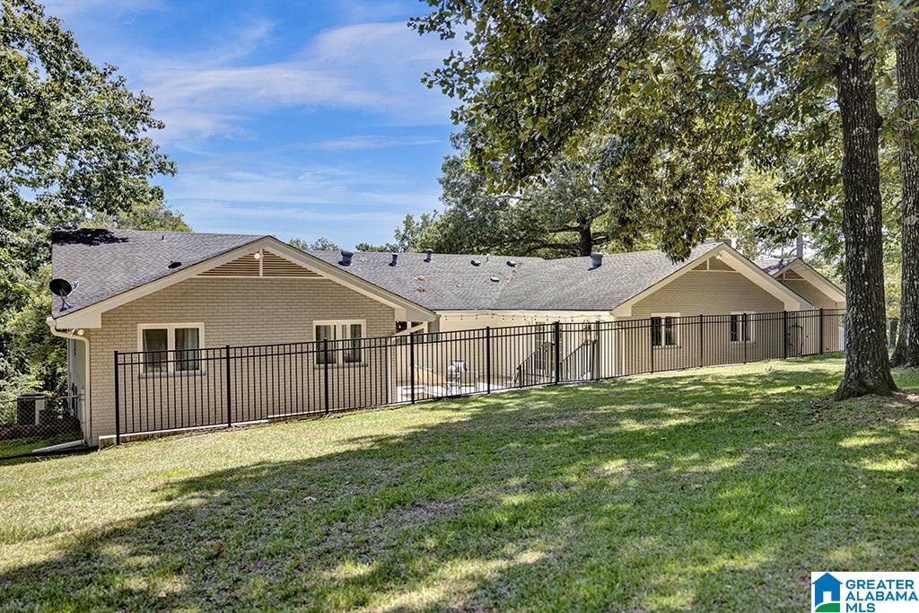 2601 CREEKVIEW DRIVE