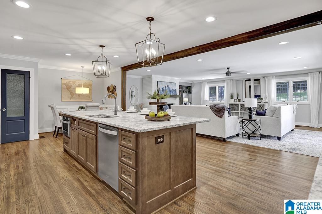 2601 CREEKVIEW DRIVE