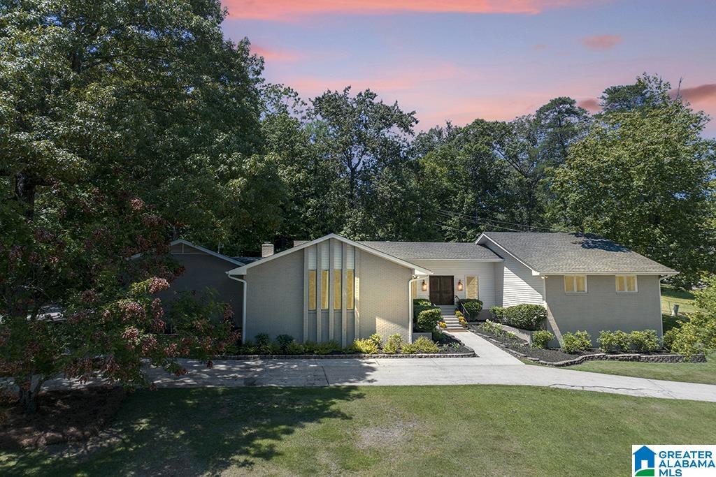 2601 CREEKVIEW DRIVE