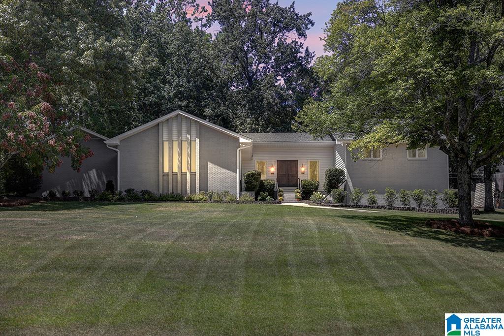 2601 CREEKVIEW DRIVE