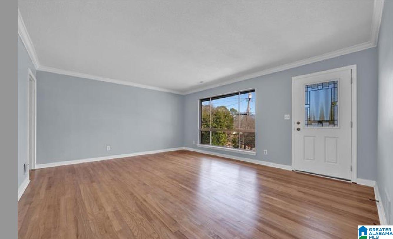 636 GRAVLEE LANE